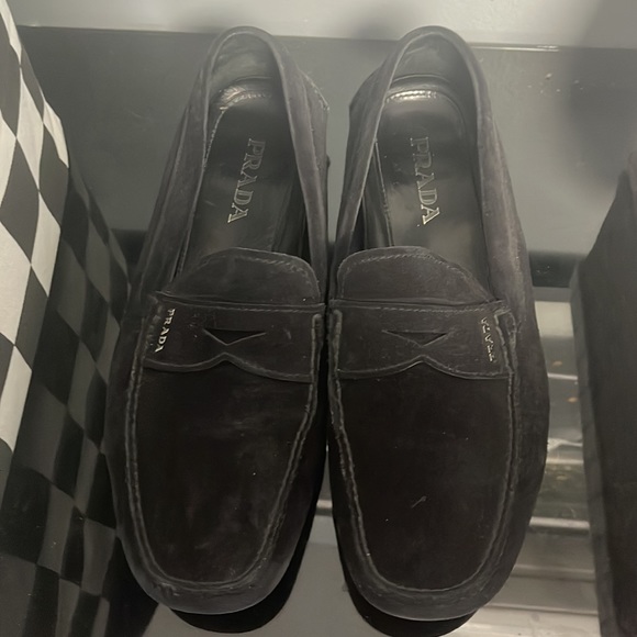 Black 🖤 Prada 🖤 Loafers 👞 - Picture 5 of 5